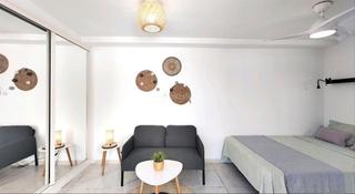 Miete Studiowohnung in Calle helsinki 3. Coqueto estudio en primera línea de mar