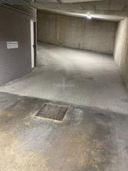 Miete Autoparkplatz in Carrer jardins de rosa sensat 7. Alquiler parking centro hospitalet