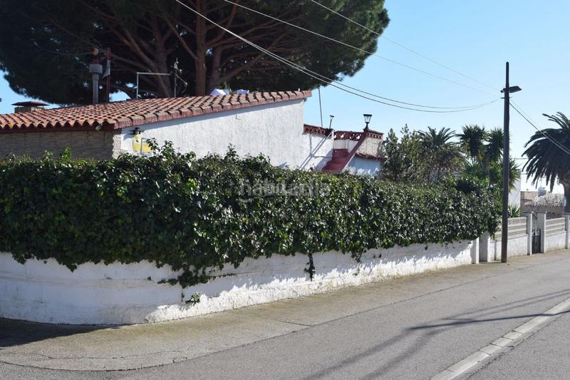 Foto d8d37e04-e091-4c9a-a307-ae462e6ba3c4. Chalet en carrer garrotxa 8 chalet con piscina en mas buscà () en Roses