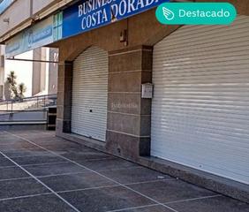Lloguer Local Comercial a Carrer del vendrell 11. Local esquinero