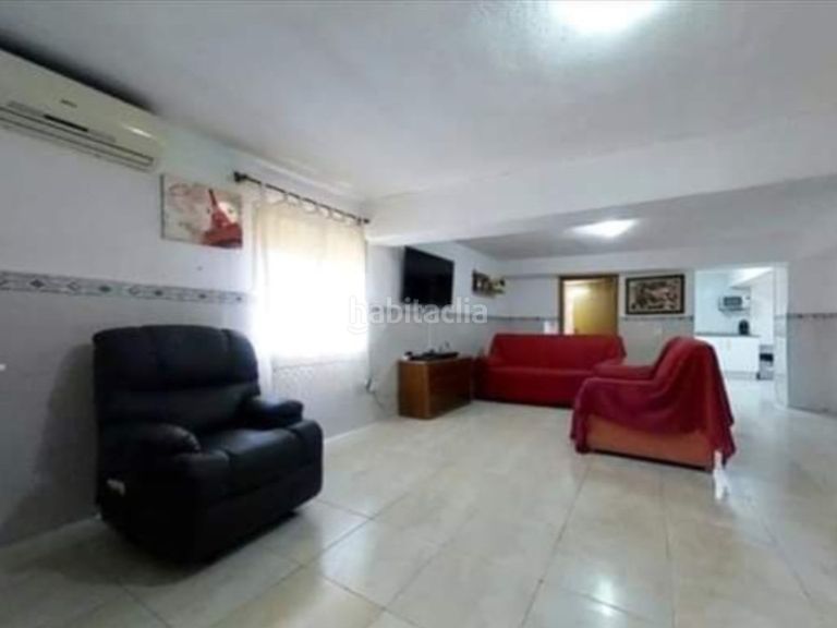 Foto e9b6db03-7397-4708-8a47-ad4343afb178. Xalet a calle menorca 12 a Alcora (l´)