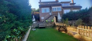 Casa aparellada a Calle del cerro del telégrafo 31. Chalet pareado con la mejores vista de la sierra