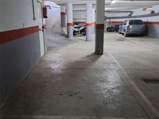 Aparcament cotxe a Calle fray albino 1. San isidro / calle fray albino