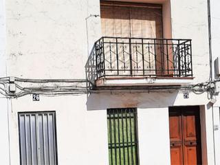 Pis a Calle altozano de la encomienda 25. Los santos de maimona / calle altozano de la encom