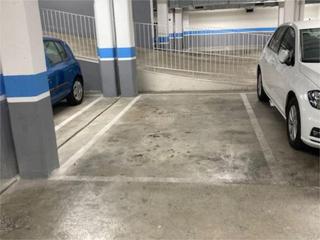 Rent Car parking in Carrer teresa maria ponce de león 12. L