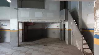 Lloguer Local Comercial a Carrer d'altimira 22. Local muy bien situado