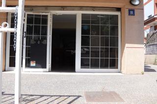 Local commercial à Avinguda d'espanya 109. Se vende negocio, local, bar, tienda