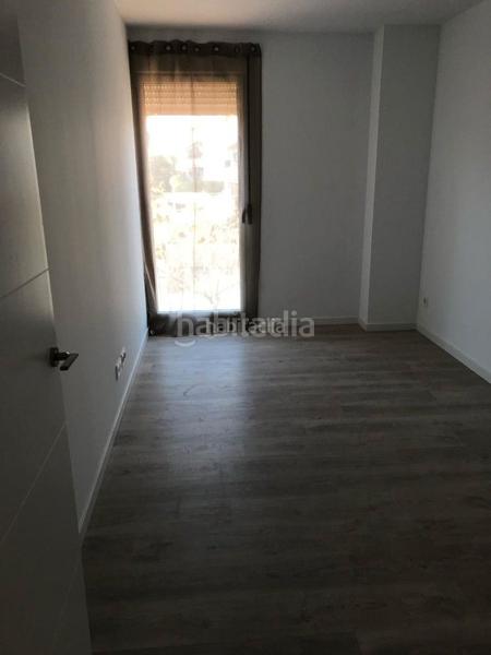Foto 6756881d-f6b5-4a19-8794-d2aab1e8e4a7. Alquiler piso en carrer joan puig mestre 10 gran piso en la mejor zona . orientación en Sitges
