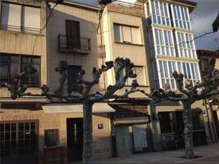 Casa adossada a Avenida juan carlos i 6. Santo domingo de la calzada / avenida juan carlos