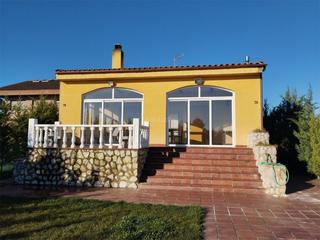 Casa a Calle lago de sanabria 33. Aldeamayor de san martín / calle lago de sanabria