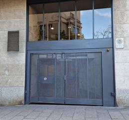 Parking voiture à Carrer de ribes 36. Venta parquing coche mediano y moto.