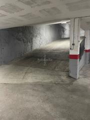 Aparcament cotxe a Carrer de santa maria 46. Vendo plaza coche grande facil acceso