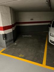 Alquiler Parking coche en Carrer del municipi 18. Alquiler plaza parking en municipi 18
