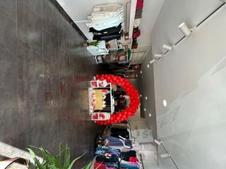 Local Comercial a Avinguda la rambleta 49. Traspaso de tienda de ropa femenina