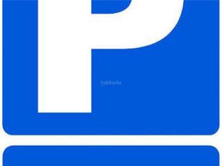 Miete Autoparkplatz in Calle celestino junquera 3. Barrio del centro / calle celestino junquera