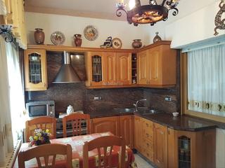 Casa adossada a Passeig de la indústria 96. Casa unifamiliar