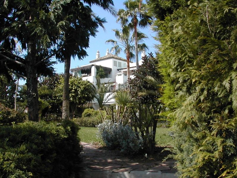 Foto 462f23c6-6777-41e5-a56c-76935ddec66b. Pis a avenida de los andaluces 24 a Casasola Estepona