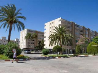 Pis a Carrer saint tropez 10. Montañar - el arenal / calle saint tropez