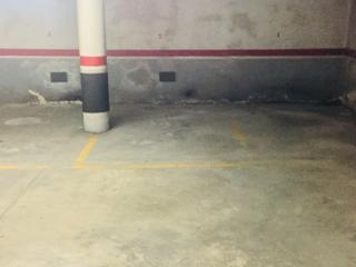 Location Parking voiture à Carrer d'orient 32. Gran oportunidad