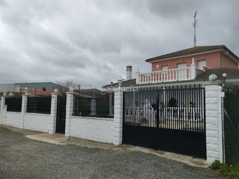 Foto 3a0da052-300a-439c-a8fc-ca015d378b89. Casa a cl-632 3 a Briviesca