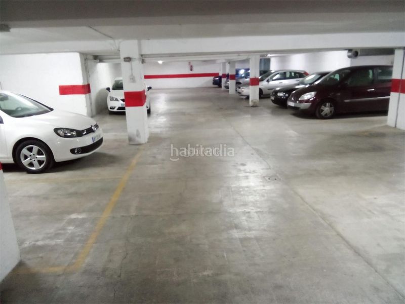 Foto e5d174a2-d5c1-488e-9cfb-af0b02fd5d46. Miete autoparkplatz in calle duquesa 21 in Centro - Sagrario Granada