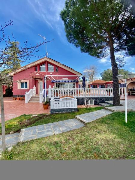 Foto a797de08-e89c-4eb9-ade2-290f2c789985. Casa in calle ronda de manchester 290 in Eurovillas Nuevo Baztán