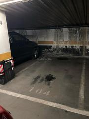 Parking coche en Plaza cuacos de yuste 17. Aparcamiento residentes