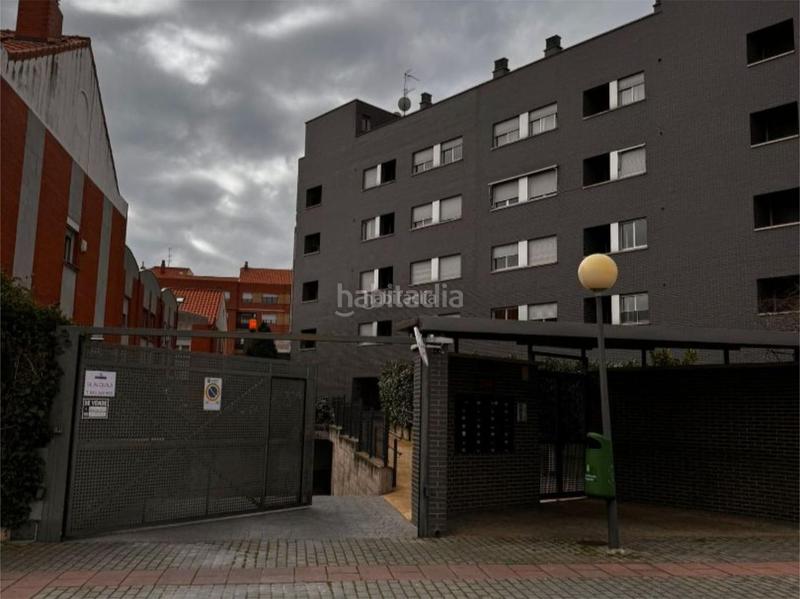 Foto 874671cf-6b9c-4601-be3c-1a85fd694a94. Affitto posto auto in calle fábricas 4 in Portillejo - Valdegastea Logroño