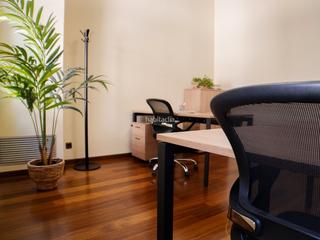 Rent Office space in Carrer de santa eugènia 42. Oficina en la emblemática farinera teixidor