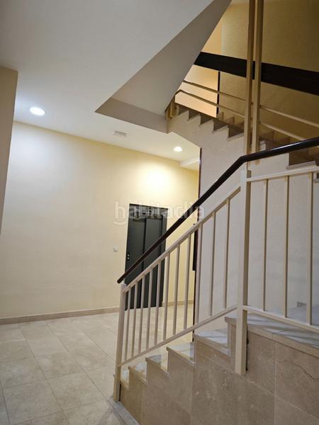 Foto c1de6942-369e-460f-b183-9271d4eba997. Piso en calle de simón sainz de varanda 13 paseo cuellar. piso en venta con garajey trastero en Zaragoza