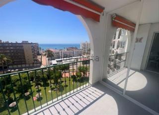 Rent Flat in Avenida nuestro padre jesús cautivo 32. Alquiler de apartamento en los boliches