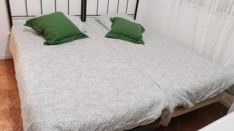 Foto b52563af-9a9d-4193-8b97-032ebc4b119e. Alquiler piso en avenida de barcelona 26 piso de 3 habitaciones, todo incluido! en Málaga