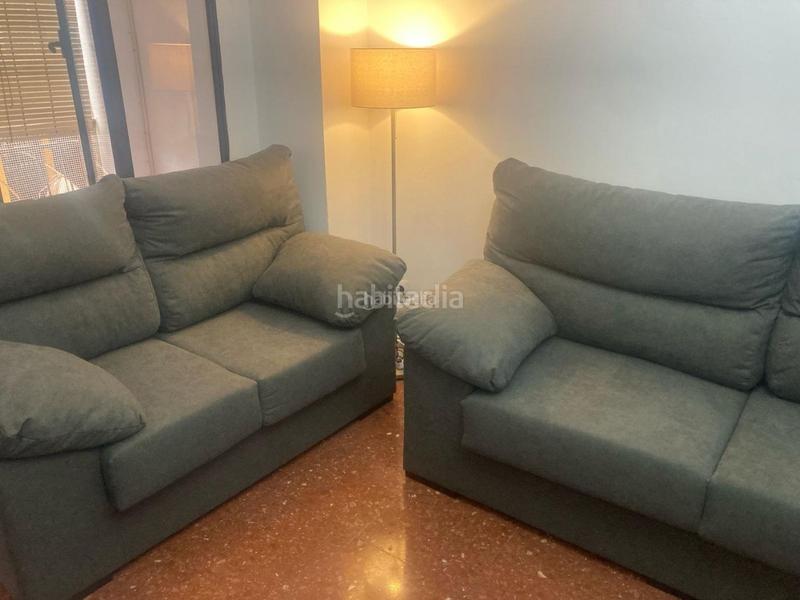 Foto b7ef9506-287d-4754-b848-e6ec8bdaa2cd. Alquiler piso en avenida de barcelona 26 piso de 3 habitaciones, todo incluido! en Málaga