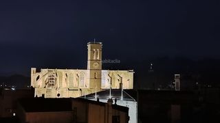 Location Duplex à Muralla del carme 5. Dúplex moblat, centric, asolellat i tot reformat