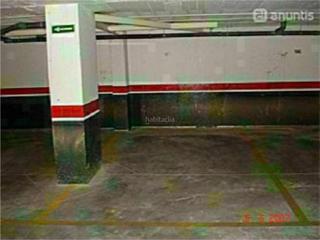 Parking voiture à Avenida de ramón y cajal 2. El plantinar – avda. la paz - el juncal / avenida