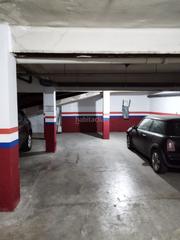 Aparcament cotxe a Carrer de josep anselm clavé 63. Plaza parking doble, individual y trastero