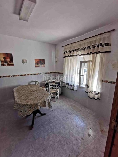 Foto 0c8a34a7-f3b7-4384-bc79-d4f56a24cc4f. Semi detached house in calle granada 1 in Cortes de Baza