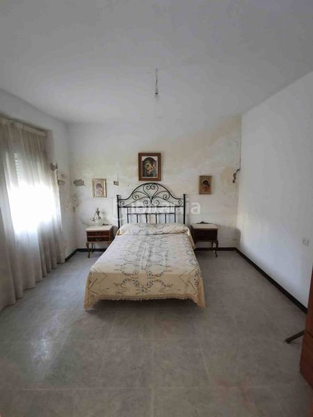 Foto 5234c5a5-5a69-44d8-9448-ee10b1d5819c. Semi detached house in calle granada 1 in Cortes de Baza
