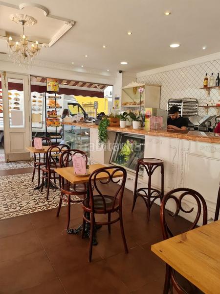 Foto 6a5a6ed4-be56-4bfc-9622-e665725f7599. Local comercial en calle los naranjos 1 cafeteria en traspaso en Marbella