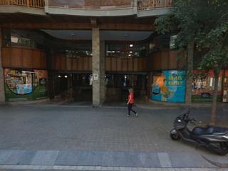 Lloguer Aparcament de moto a Carrer del comte borrell 192. Plaza de parking moto