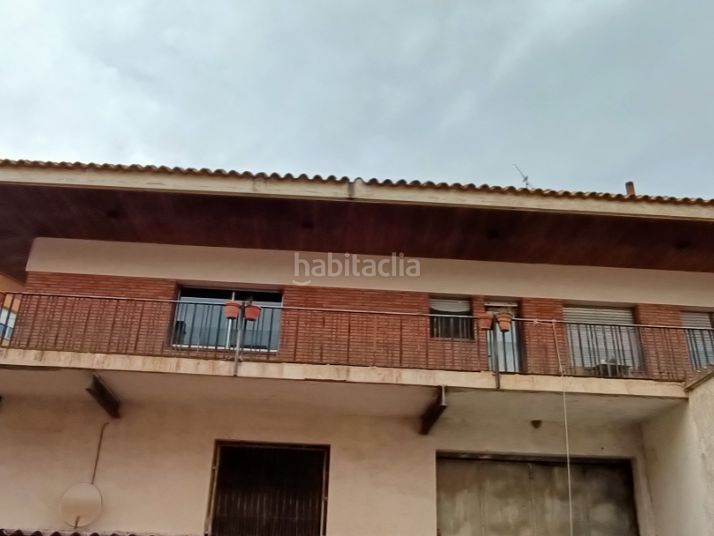 Foto 6e064405-84b3-47f2-9c03-dfaacc960843. Casa a carrer fontordera 9 a Tona