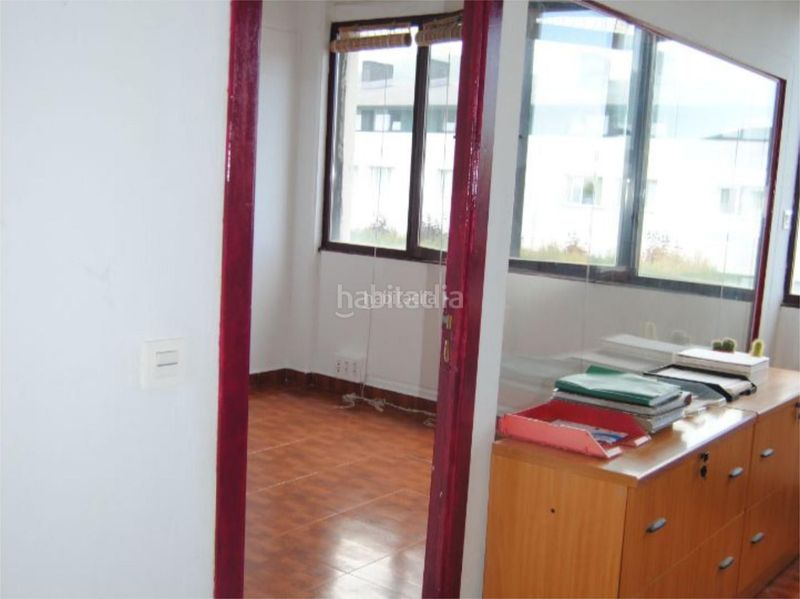 Foto 2440cac7-2a26-4148-8ddc-3fd29d5c8dcc. Rent office space in poligono de morero 11 in Astillero (El)