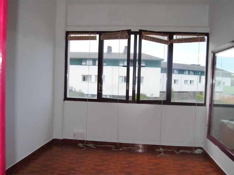 Foto 7e90ec95-fdaa-410a-8a65-53f0fd2523b9. Rent office space in poligono de morero 11 in Astillero (El)