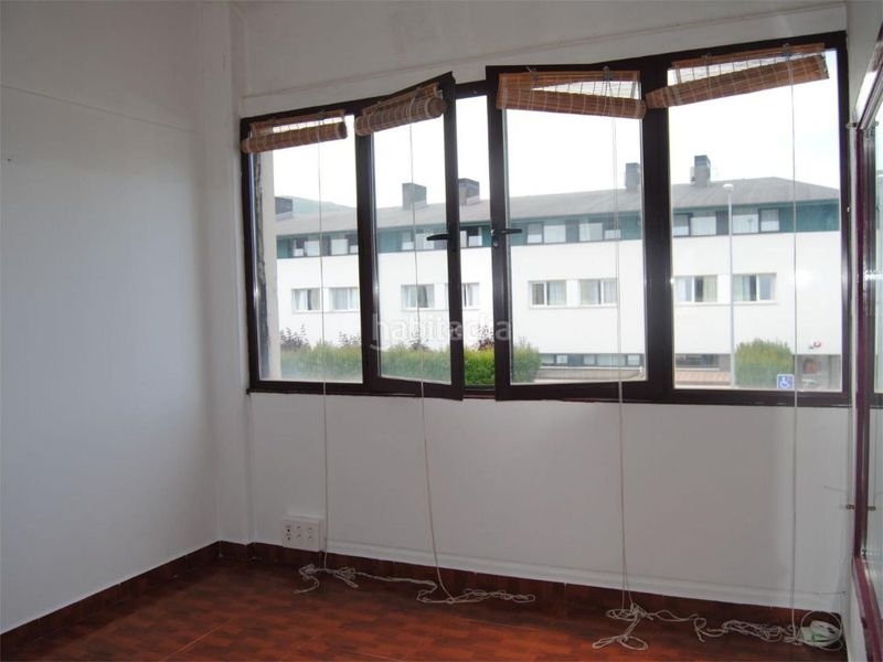 Foto ffcf1de0-fcb3-49d9-bb48-437eddce8393. Rent office space in poligono de morero 11 in Astillero (El)