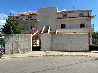 Rent House in Avinguda andalusia, 87. Urgente: amplia casa de 850 m² con jardín de 1000