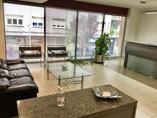 Miete Büro in Carrer d'anselm clavé 2. Oficina alquiler amueblada