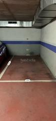Location Parking voiture à Plaça de santa anna 7. Plaza alquiler excelente zona