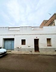 Casa a Carrer vint-i-quatre 15. Casa en delta del ebro
