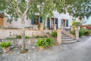 Country house in Carrer major 13. Finca de 15.000 m2 y casa. proyecto piscina