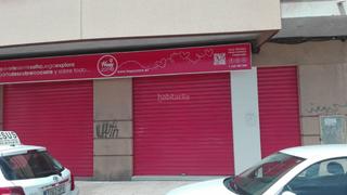 Lloguer Local Comercial a Avenida de la vega 2. Se vende y alquila local comercial 175 m. equipado, 2 desp